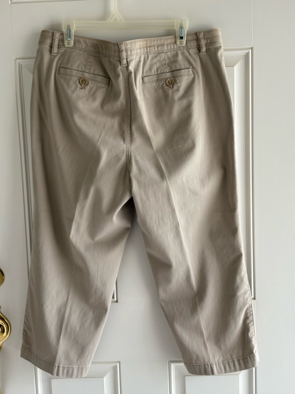Women’s capris - Picture 3 of 3